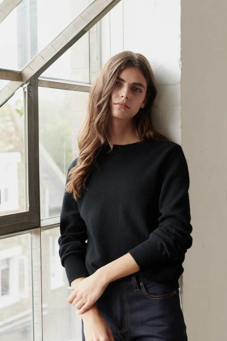 Lambswool Crew Neck - Black