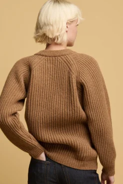 Lambswool Fisherman Ribbed Jumper - Dark Camel