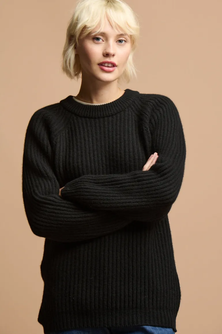 Lambswool Fisherman Ribbed Jumper - Black