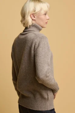 Lambswool Roll Neck - Truffle