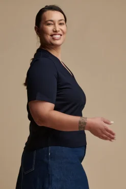 Short Sleeve V-Neck T Shirt - Navy